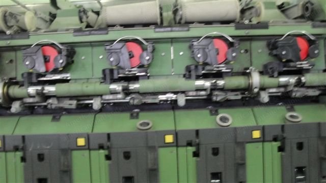 Rieter, R1, 2002, 260 Spindles, Rotor Diameter 40, Waxing, 2 Robots