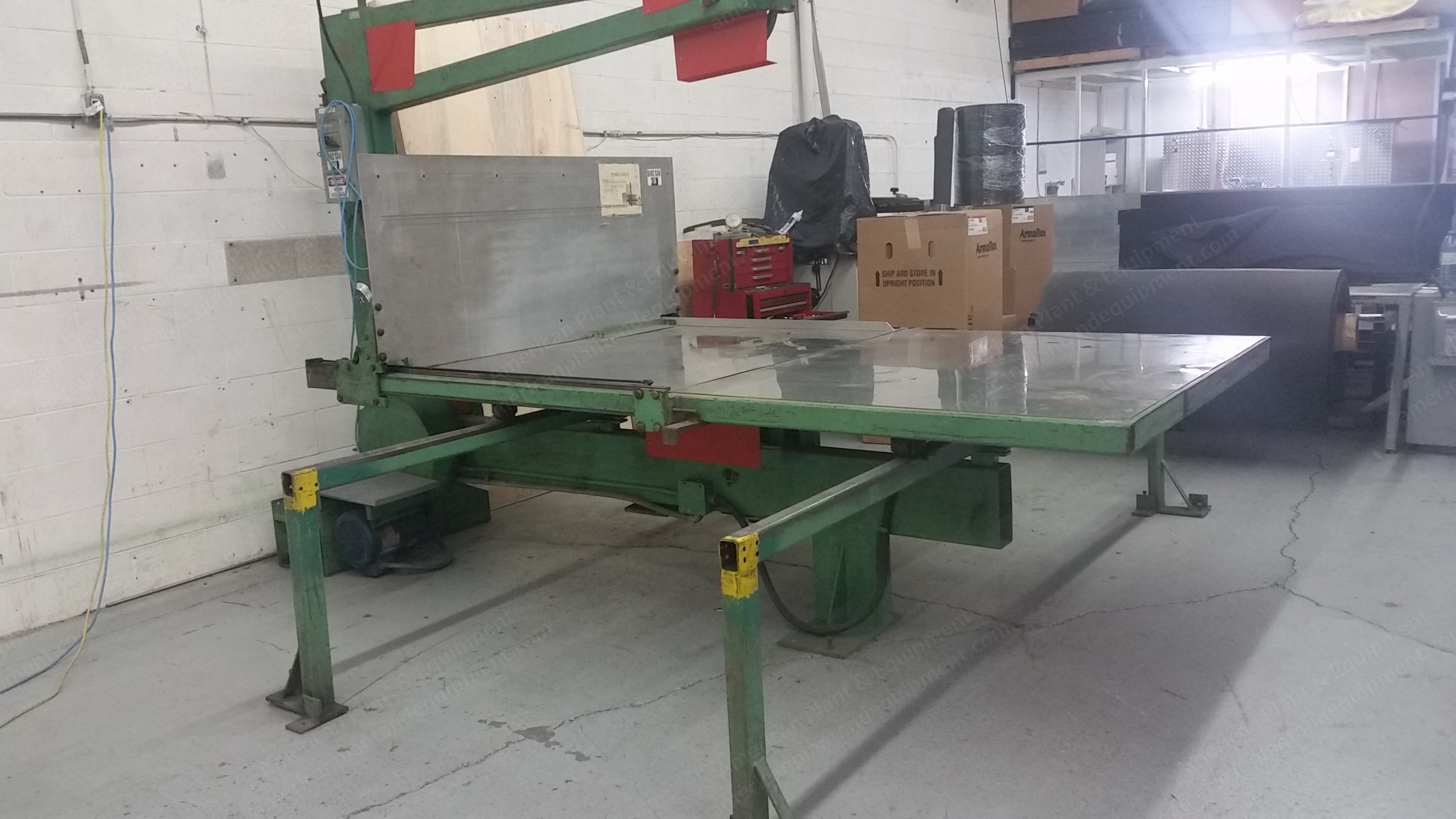 Femco, B-30S, Vertical Band Saw, 108x56 Inch Table, 64 Inch Blade Travel