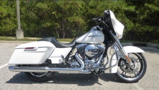Harley-Davidson, Street Glide, 2016, 1690cc, 6-Speed, Crushed Ice Pearl