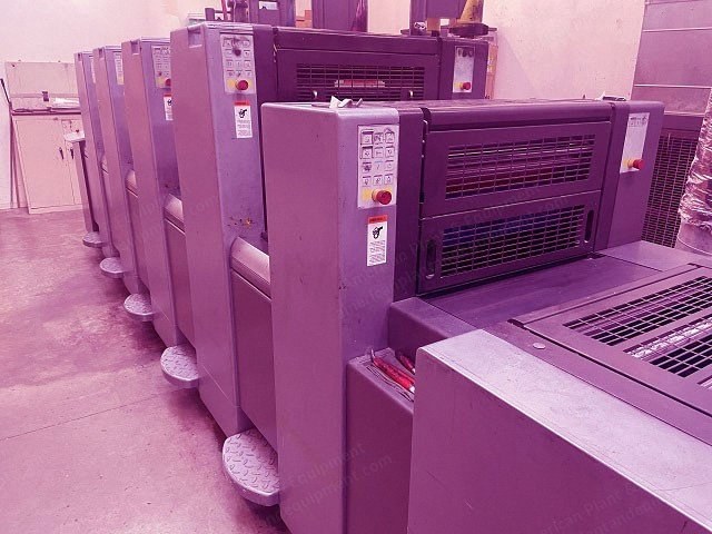 Heidelberg, SM52-4+L, 2007, 4-Color, 20 inch, Anicolor, Aqueous Coating Tower