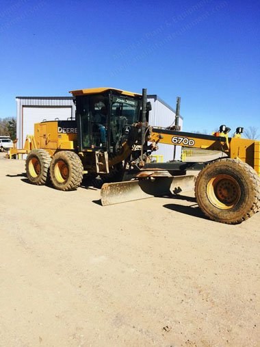 John Deere, 670D, 2008, 14 ft. Moldboard, Rear Ripper, 6717 Hours