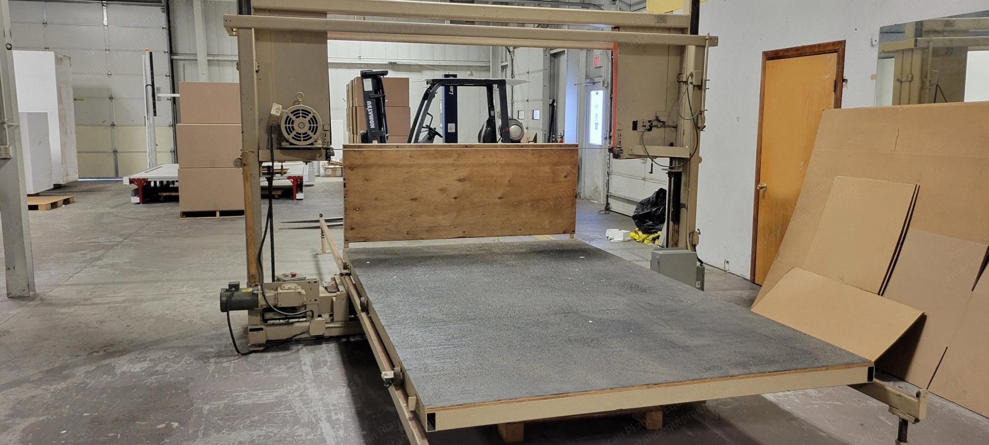 Edge Sweets, Model 36, Horizontal Foam Saw, 120 inch Capacity