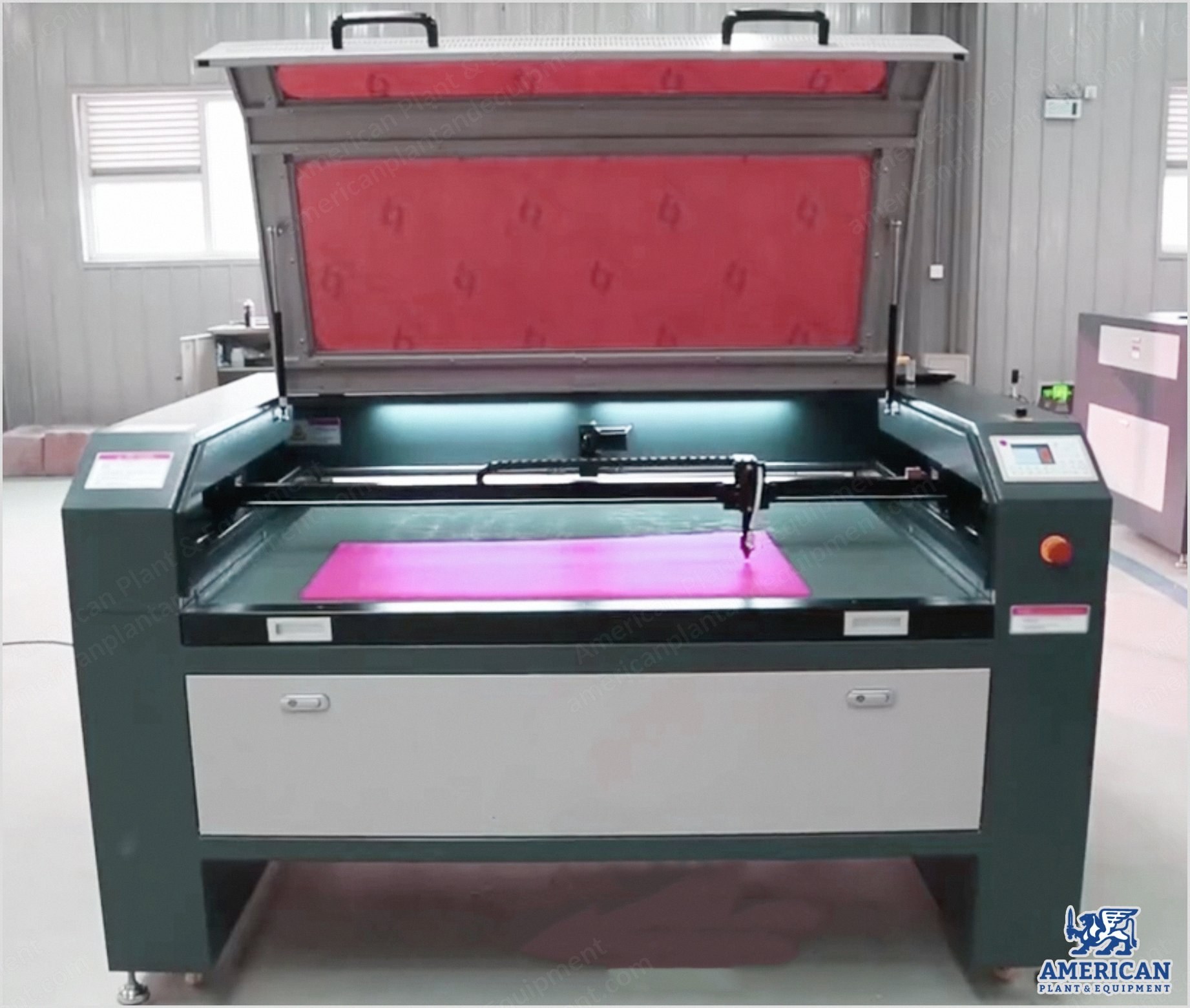 NovaStar, LW131, 1300x900mm Work Size, 80W Laser Tube, Fixed Cutting Table
