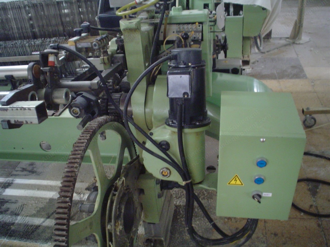 Sulzer, P7100 B 390 N2 EPQ R D1, 1998, 3900mm Working Width, Cam Motion, 2 Colors