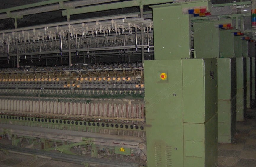Zinser, 320SL, 1992, 1000 Spindles, 45mm Ring Diameter, 75mm Gauge, Autodoffing