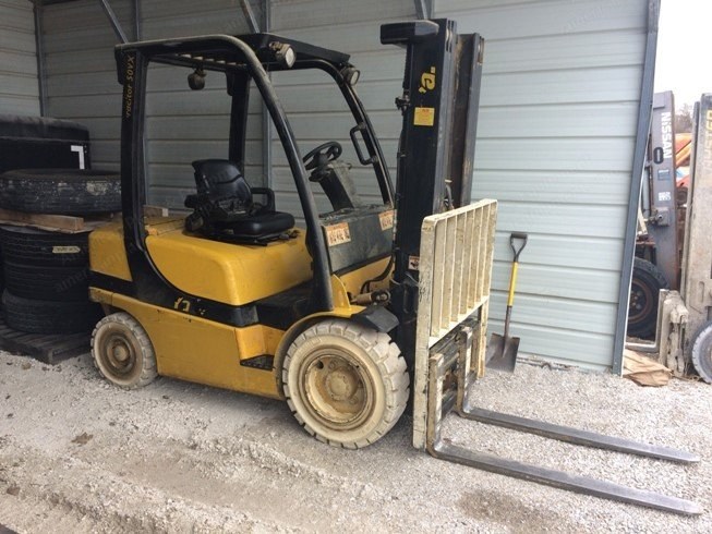 Yale, GDP050VX, 2005, 5000 lb Capacity, Triple Stage Mast, Diesel, Sideshift