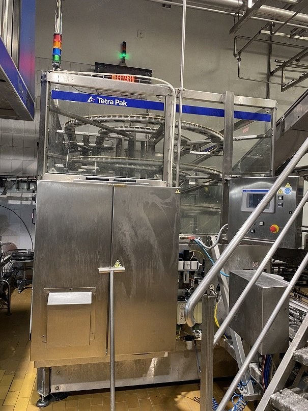 Tetra Pak, A3/Flex, 2017, 1000-500ml Edge, 8000 uph, WingCap30