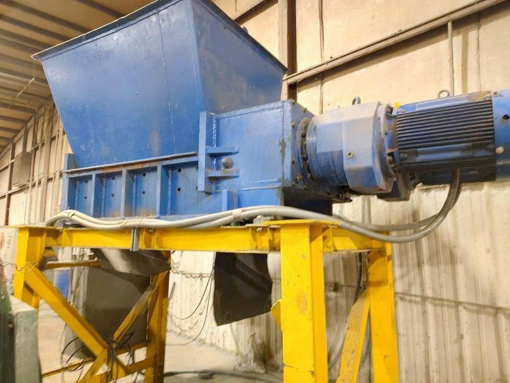 Shred Pax, AZ 100, Dual Rotor Shredder, 32x62 Feed Opening, Dual 50 HP Motors