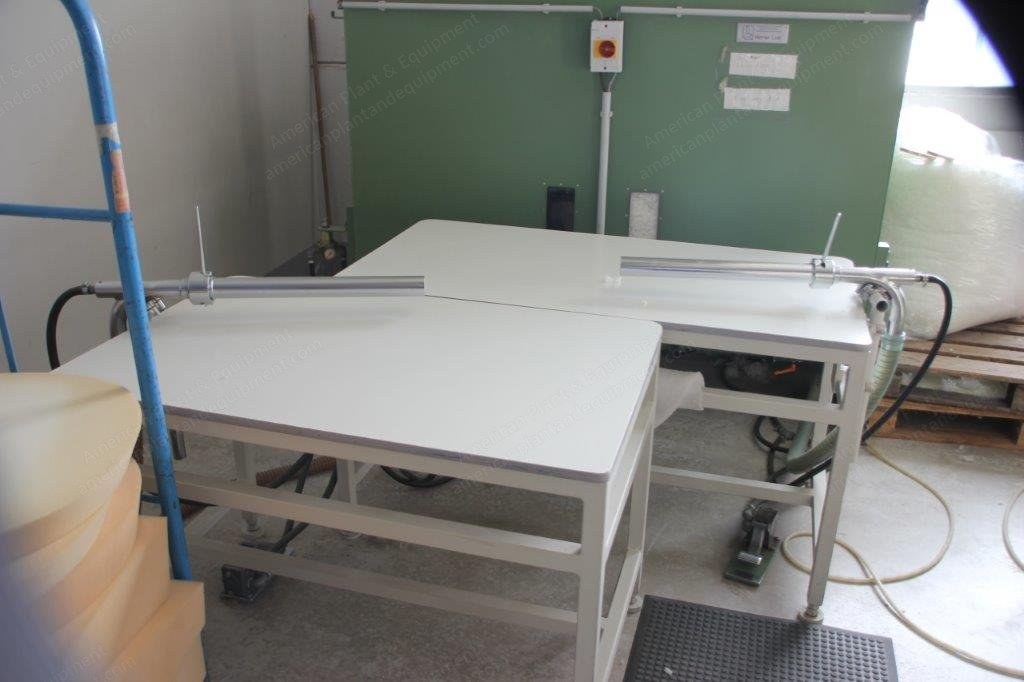 Werner Lieb Pillow Filling Machine, 2001, 2 Chambers, 2 Nozzles, Weighing, 2200x1000x1800mm