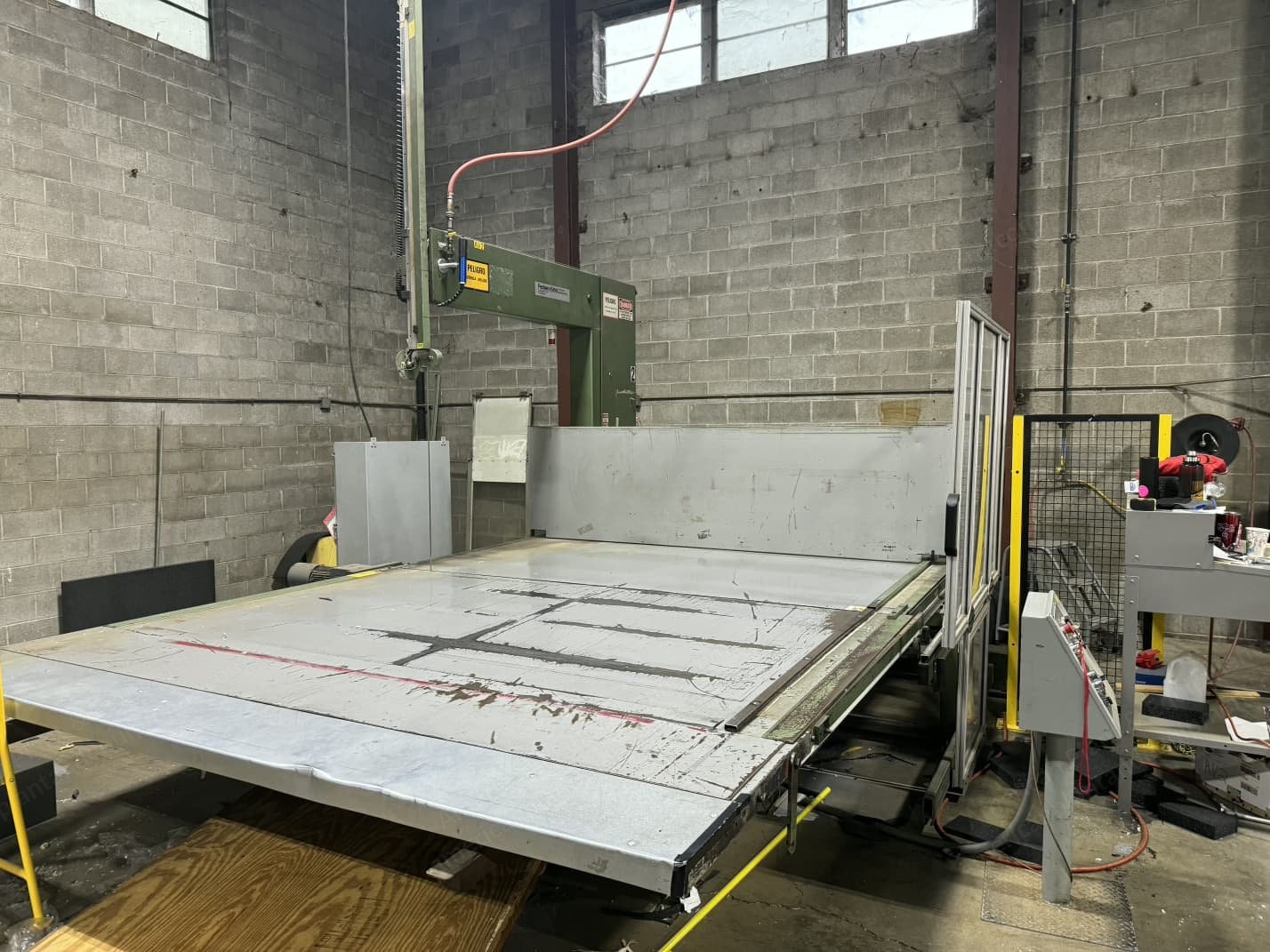 Fecken-Kirfel, V41, 1988, Automatic Vertical Foam Cutter, 66 Inch Cutting Width, 50 Inch Cutting Height, 107 Inch Cutting Length