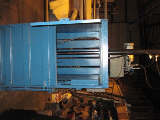 Nanoia, Vertical Foam Baler, 32" Wide x 30" Deep x 54" Tall