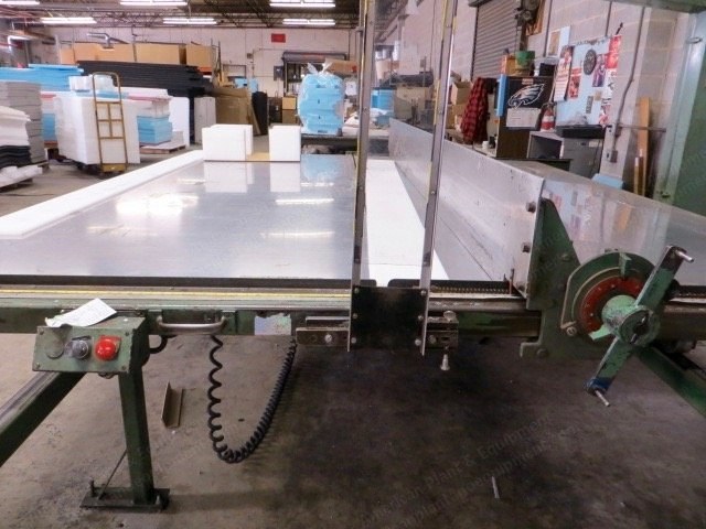 Femco, B-30-114x125-40, Vertical Foam Saw, 114x125 Inch Table, 40 Inch Max Cutting Height