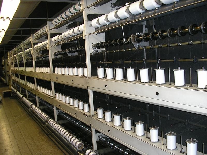 Menegatto, 1500, 1988, 224 Spindles, 100mm Flanged Bobbin, 152mm Take Up Tube