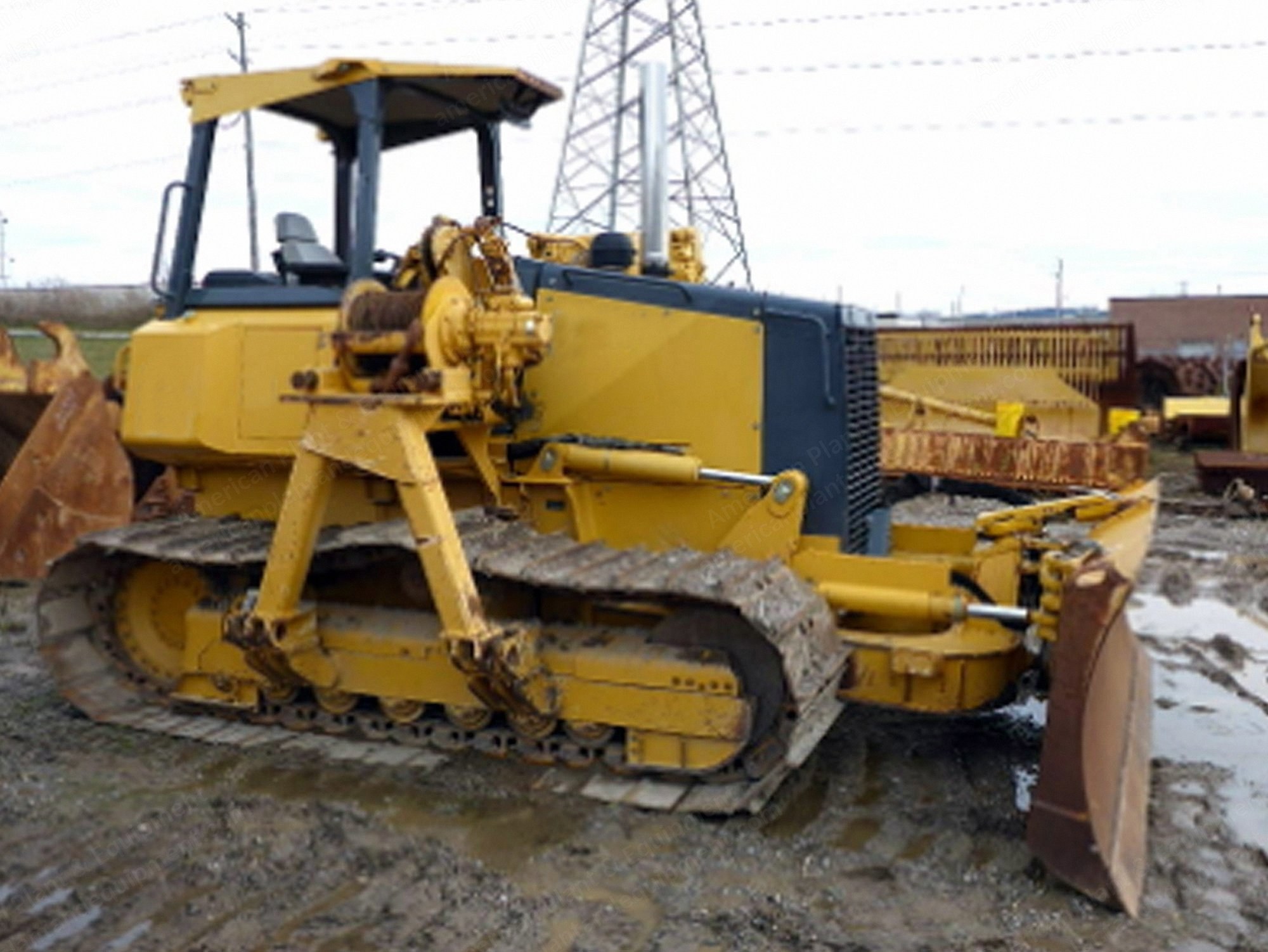 John Deere, 700J LGP, 2008, 40,000 lb Lift Capacity, 30" Track Shoes, 2422 Hours