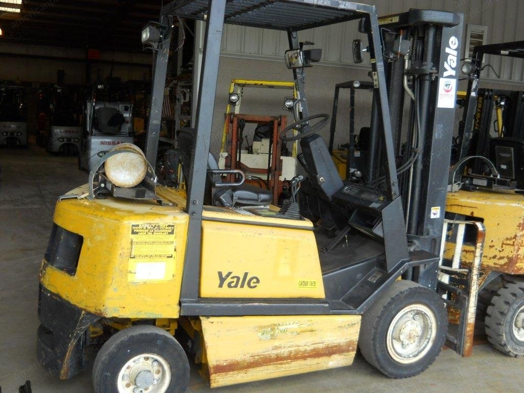 Yale, Pneumatic Forklifts, 2003/2004, Triple Stage Mast, Side Shift, 5000lb to 6000lb Capacity
