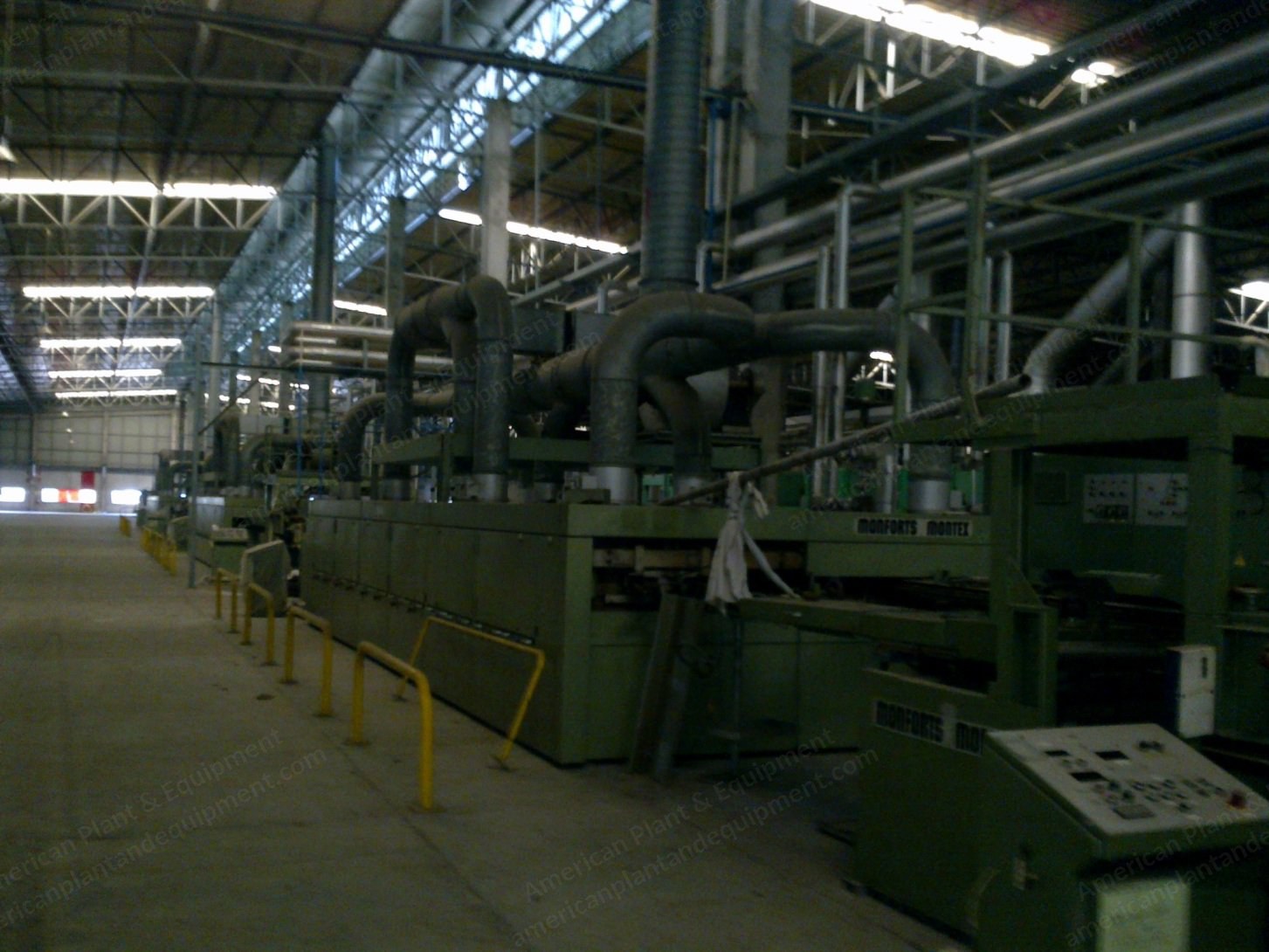 Monforts Coating Machine, 1986, 1800mm, 3 Heat Chamber, 2 Knife, 1 Padder