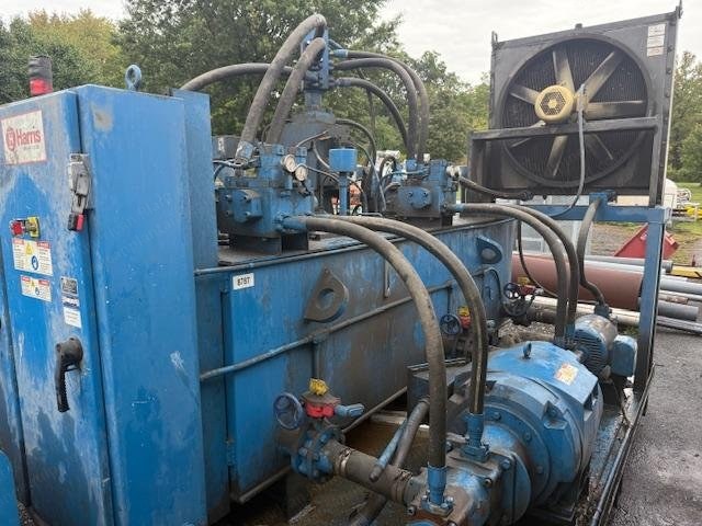Harris, Gorilla 150 13/9, 2014, Two Ram Baler, 150 HP, 60 inch Conveyor