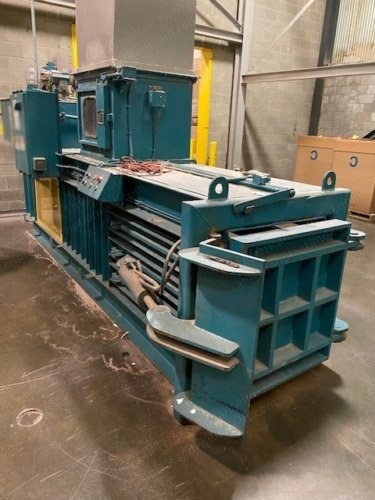 Selco, HS-12XHDM, Horizontal Baler, 8 inch Cylinder, 30 HP, 30x30 inch Feed Opening