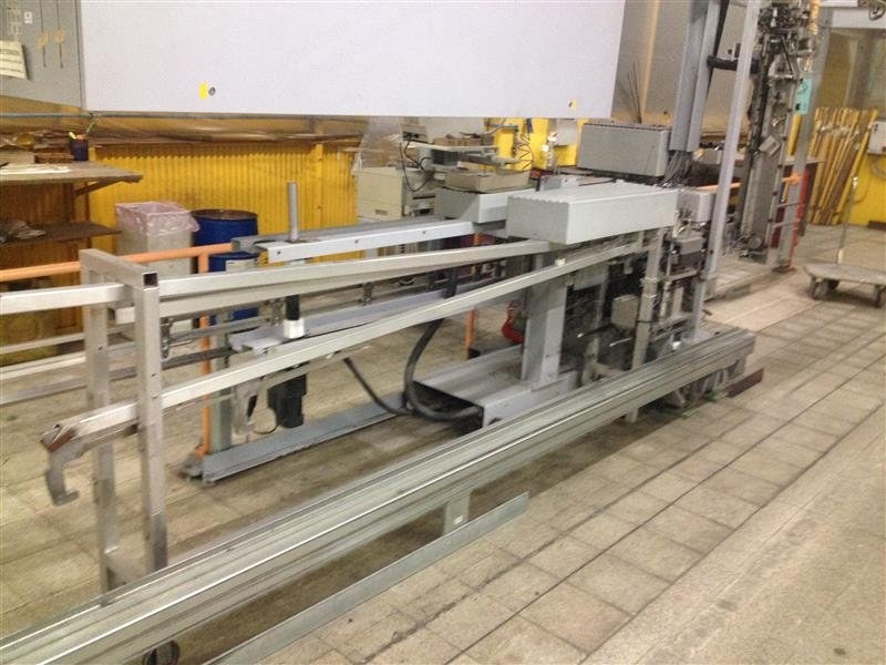 Staubli, Delta 200, 2000, 2400mm Width, 14 Trolleys
