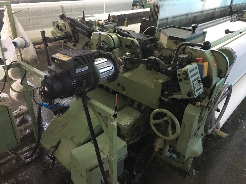 Sulzer, PU 153 MW 110 E10 D1 R, 153" Width, Single Color, 270 RPM, Projectile Looms