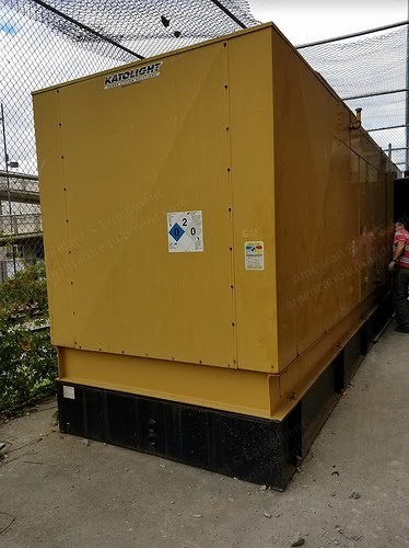 Katolight, 825FPX4, 825kW Generator, 120/208V, Enclosed with Tank