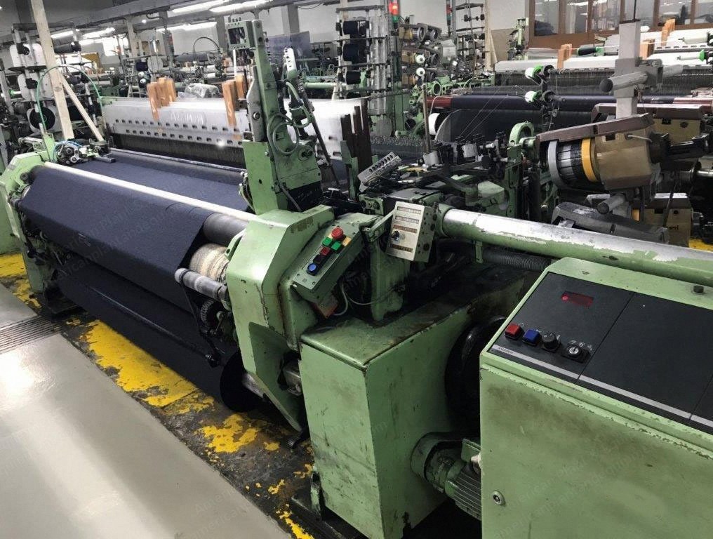 Dornier, HTV8/S, 1989, 2100mm Width, 8 Colors, Staubli 2667 Dobby