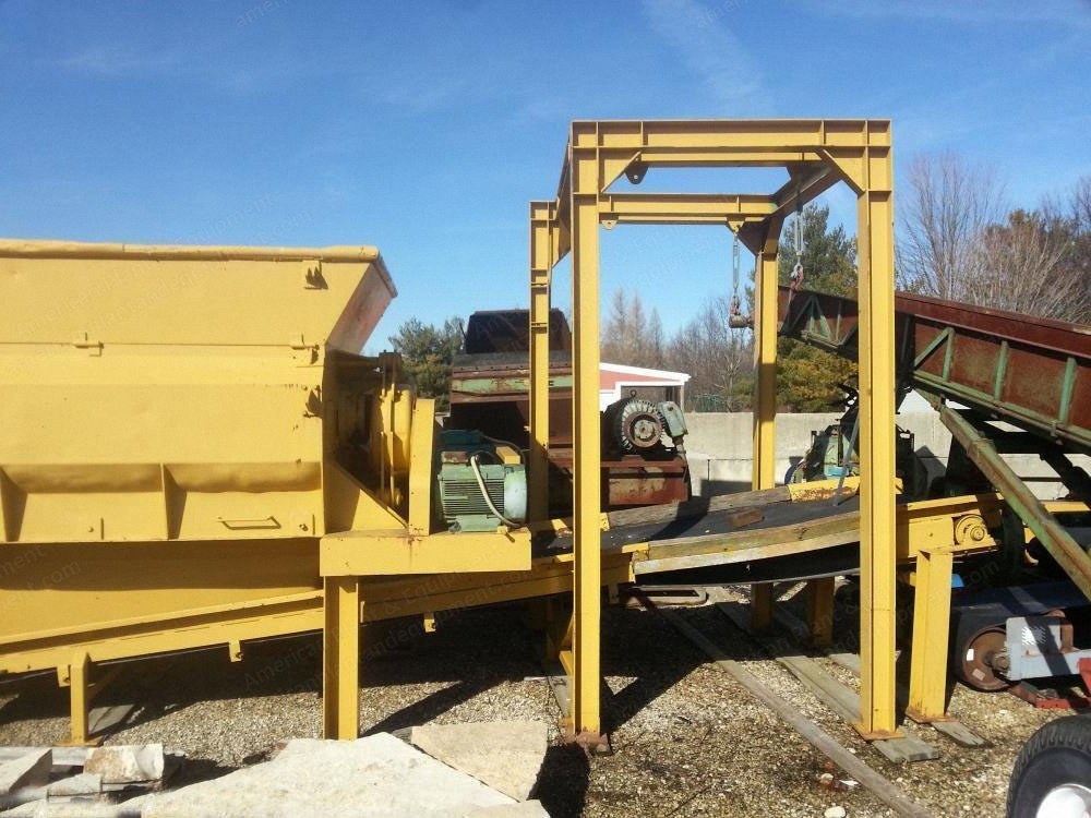 Zeno, ZDV 2500 x 2500, 1997, Twin Rotor Breaker, 100" x 80" Hopper, 4x 40 HP Motors