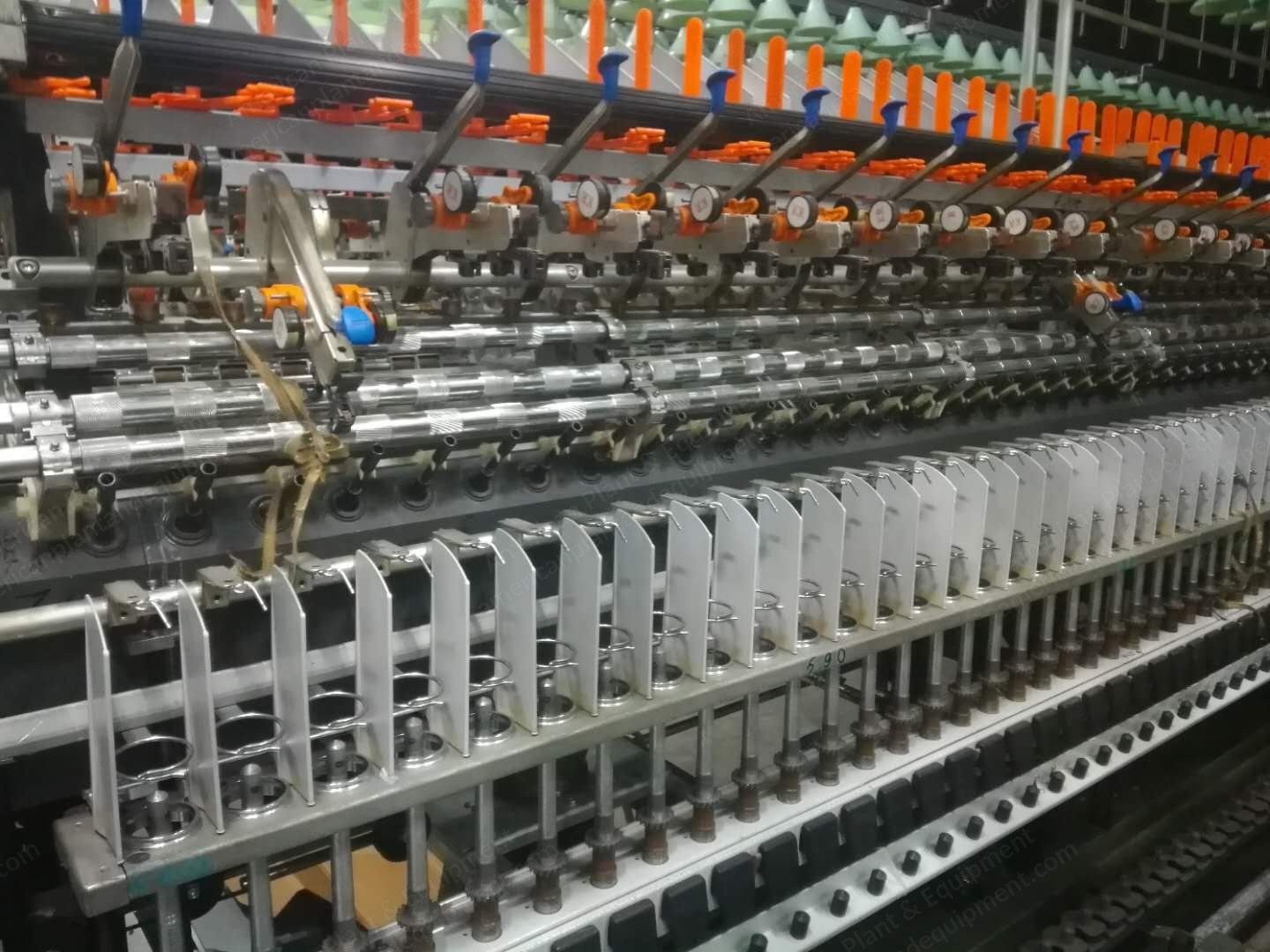 Zinser, RM 351, 2006, 1200 Spindles, Ring Size 48x61, Spandex Core Yarn Device