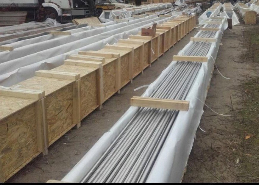 Unused Stainless Steel Pipes, 25 mm Diameter x 0.7 mm Wall Thickness, 14.225 m Length, Holland Origin