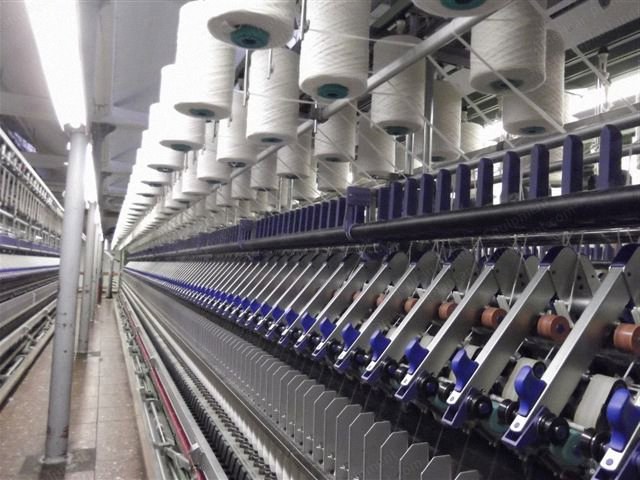 Zinser, Type 450, 1997, Worsted Ring Spinning Machine, 480 Spindles, 75mm Pitch, 48mm Ring Diameter