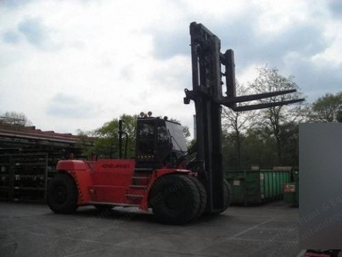 SMV, SL37-1200A, 1999, 80000 lbs Capacity, 48 inch Load Center, Enclosed Cab