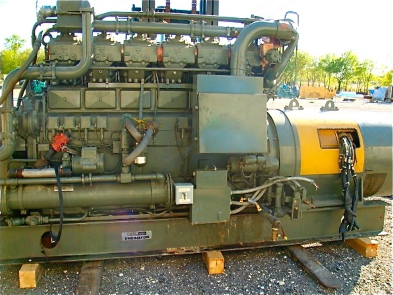 Waukesha, 650kW, 1990, 60Hz, 480V, 1800 RPM