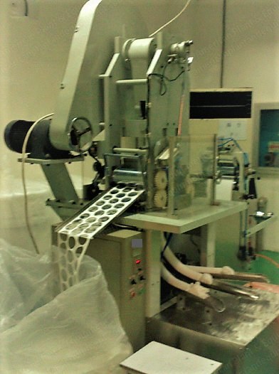 NovaStar, CE114, Cosmetic Round Cotton Pad Punching Machine, 3 Hole Punch, 57mm Pad Size, 240-300 pcs/min