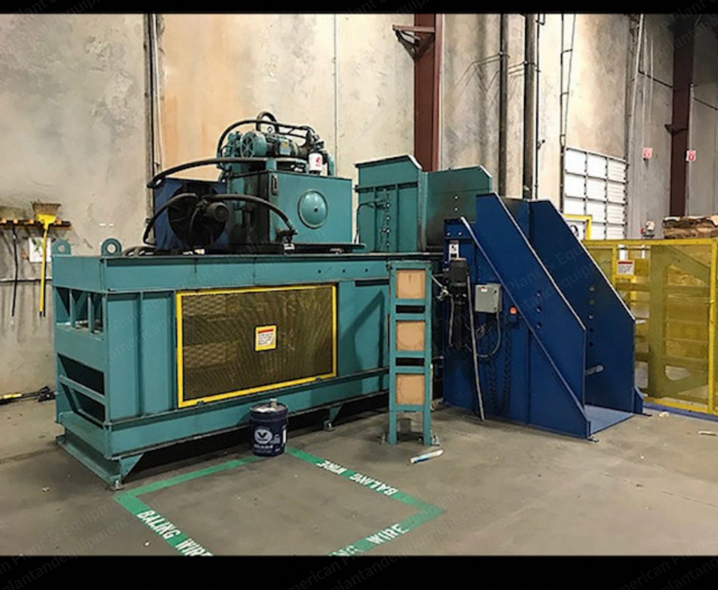 IPS, AT-752-20R, 2007, Horizontal Baler with Auto-Tie, 20 HP, 43x43 inch Bale Size