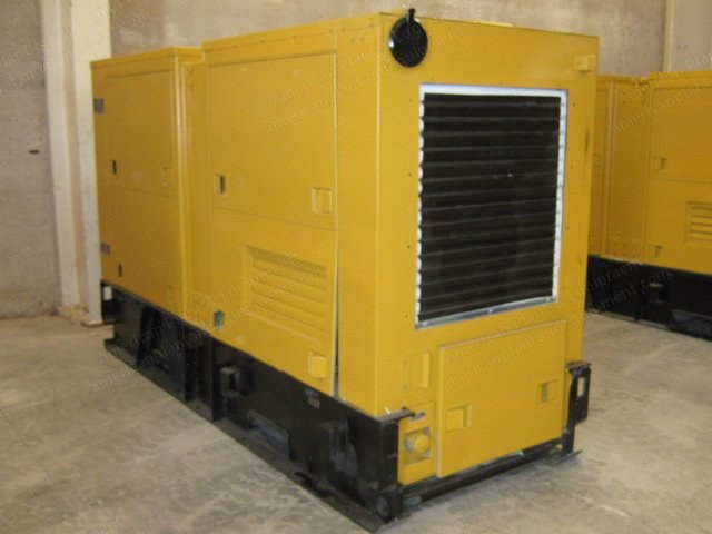 Caterpillar, 3306 (T), 100 kW, 120/208V, 240/416V, 50/60 Hz, Diesel Generator Set