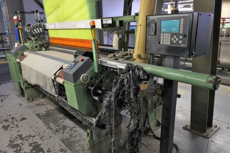 Dornier, HTV8/J-170, 1992, Rapier Loom, 1700mm Working Width, 8 Colors, Staubli CX 860 Jacquard