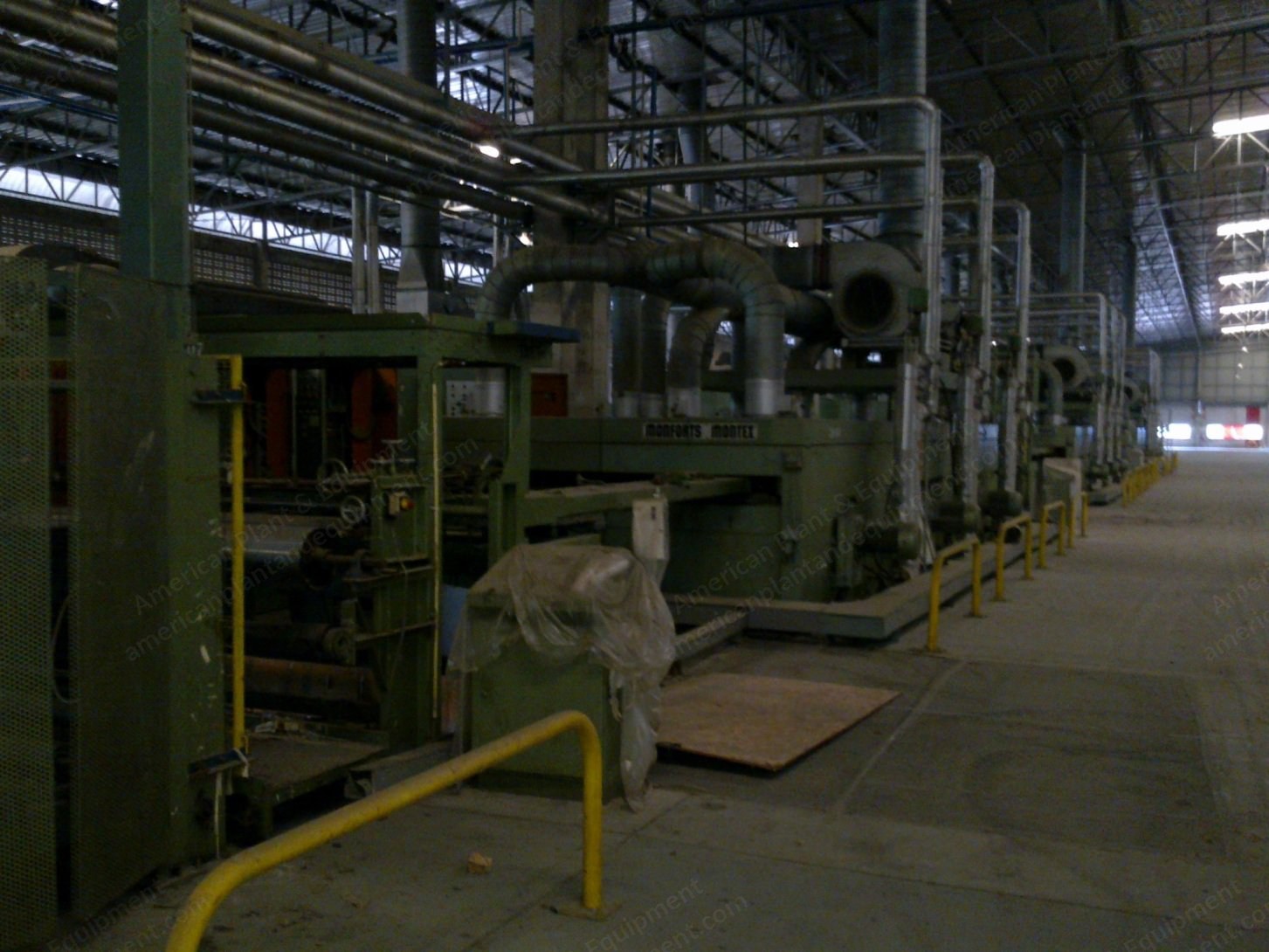 Monforts Coating Machine, 1986, 1800mm, 3 Heat Chamber, 2 Knife, 1 Padder