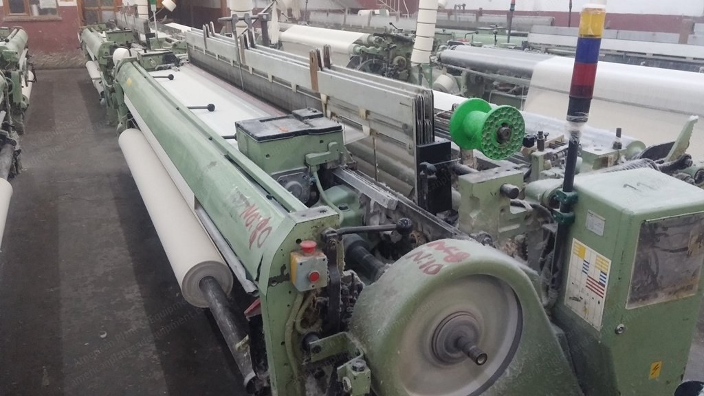 Sulzer, PU, 3300mm Width, 1 Color, Projectile Weaving Machine