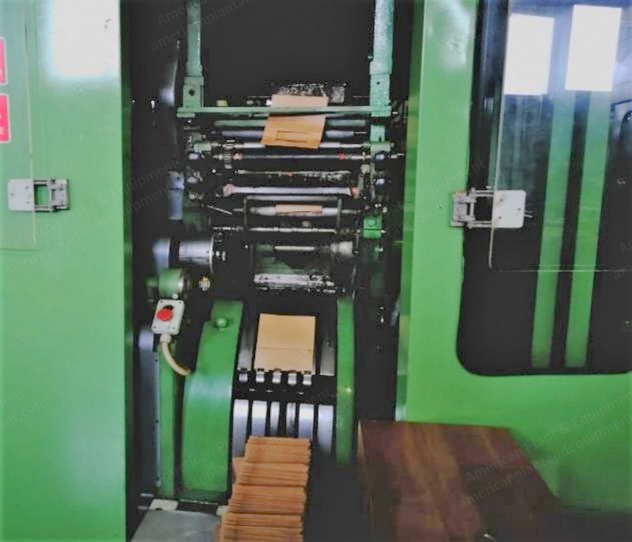 W&H, Triumph 3A, 1971, Paper Bag Machine, with Handle Machine, 100 Bags/Min, 4 Colors