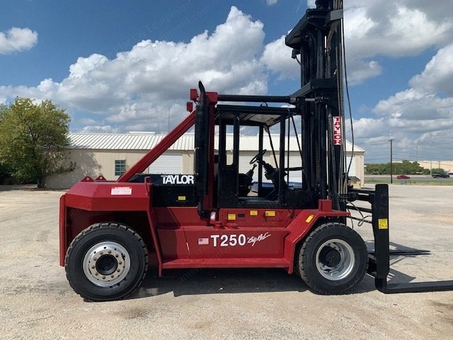 Taylor, T250M, 2002, 25000 lbs Capacity, Diesel, 2-Stage Mast
