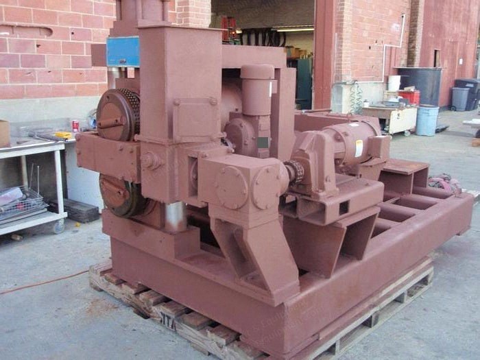 Komarek Greaves, B300, Briquetter Compactor, 30 HP, 15" x 2-7/8" Rolls