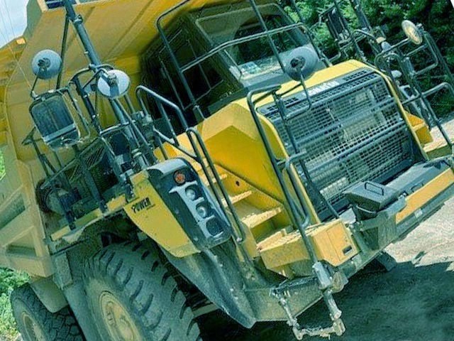 Komatsu, HD325-8, 2017, Rigid Frame Haul Truck, EROPS, A/C & Heat