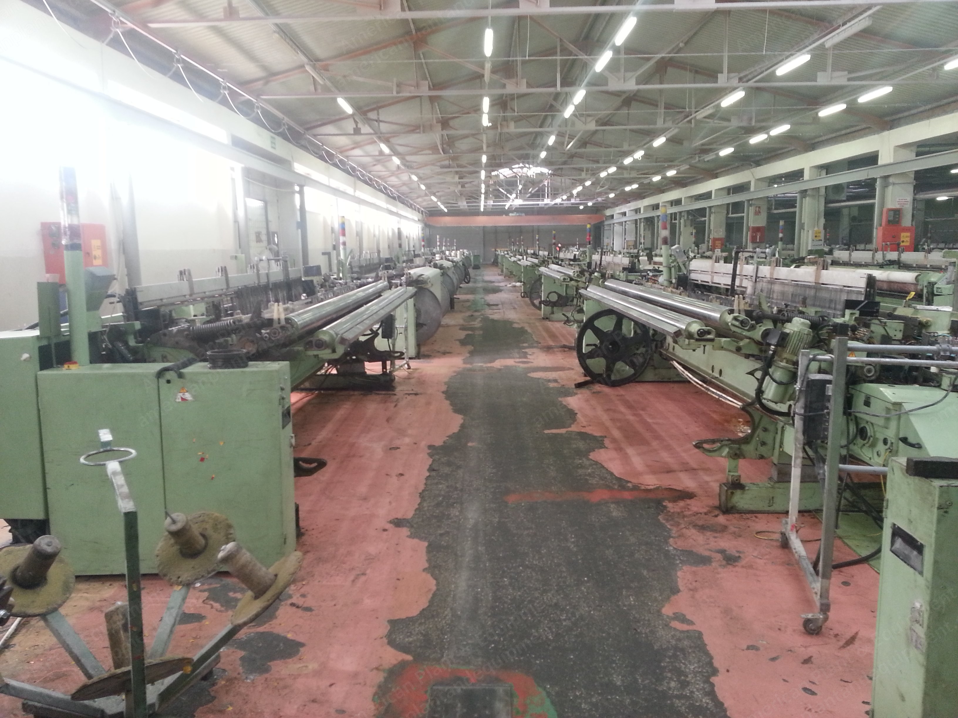 Sulzer, P7200, 1996/1997, 3900mm Working Width, Staubli Electronic Dobby, Steel Projectile