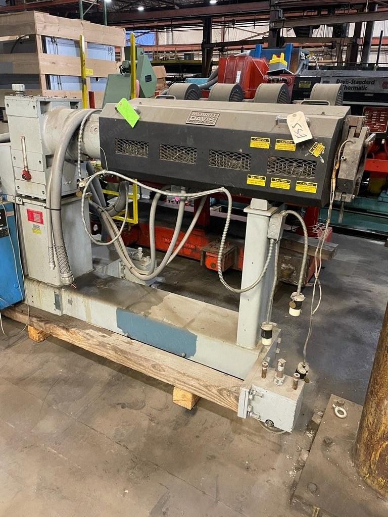 Merritt Davis, 2" Co-Extruder, 24:1 L/D, 40 HP