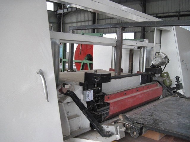 NovaStar, FN200, Heavy Duty Rubber and Cork Horizontal Cutter, 1500mm, Vacuum Table