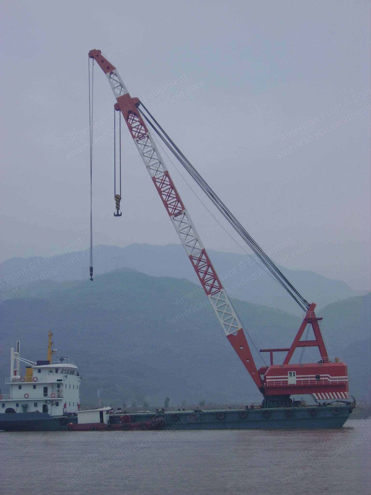 Floating Crane, 300 Ton, 2007, Self-Propelled, 56m LOA, 2x 1200HP Diesel Engines