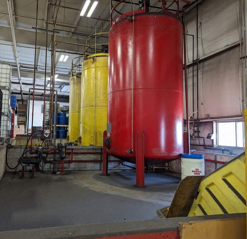 Bulk Tanks for Iso and Polyol, 6000 Gallons, Steel Construction, 8x16 Feet