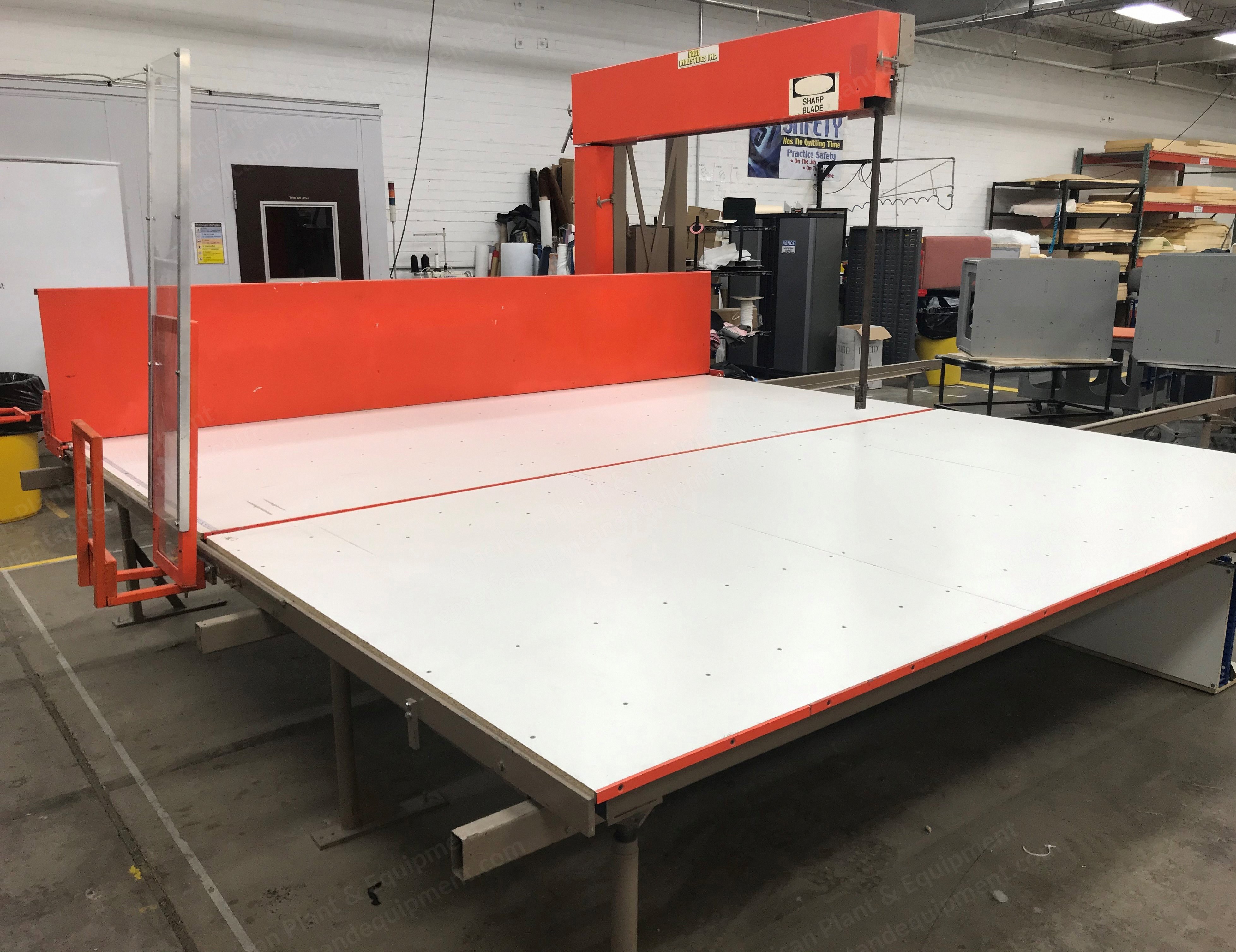 Edge Sweets, EL-3, Vertical Foam Cutting Machine, Max Bun Size 72x139x51 Inches