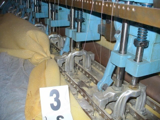 Emco, 88.1.3.6, Computerized Lockstitch Quilter, 3 Bars, 12 Slitting Blades