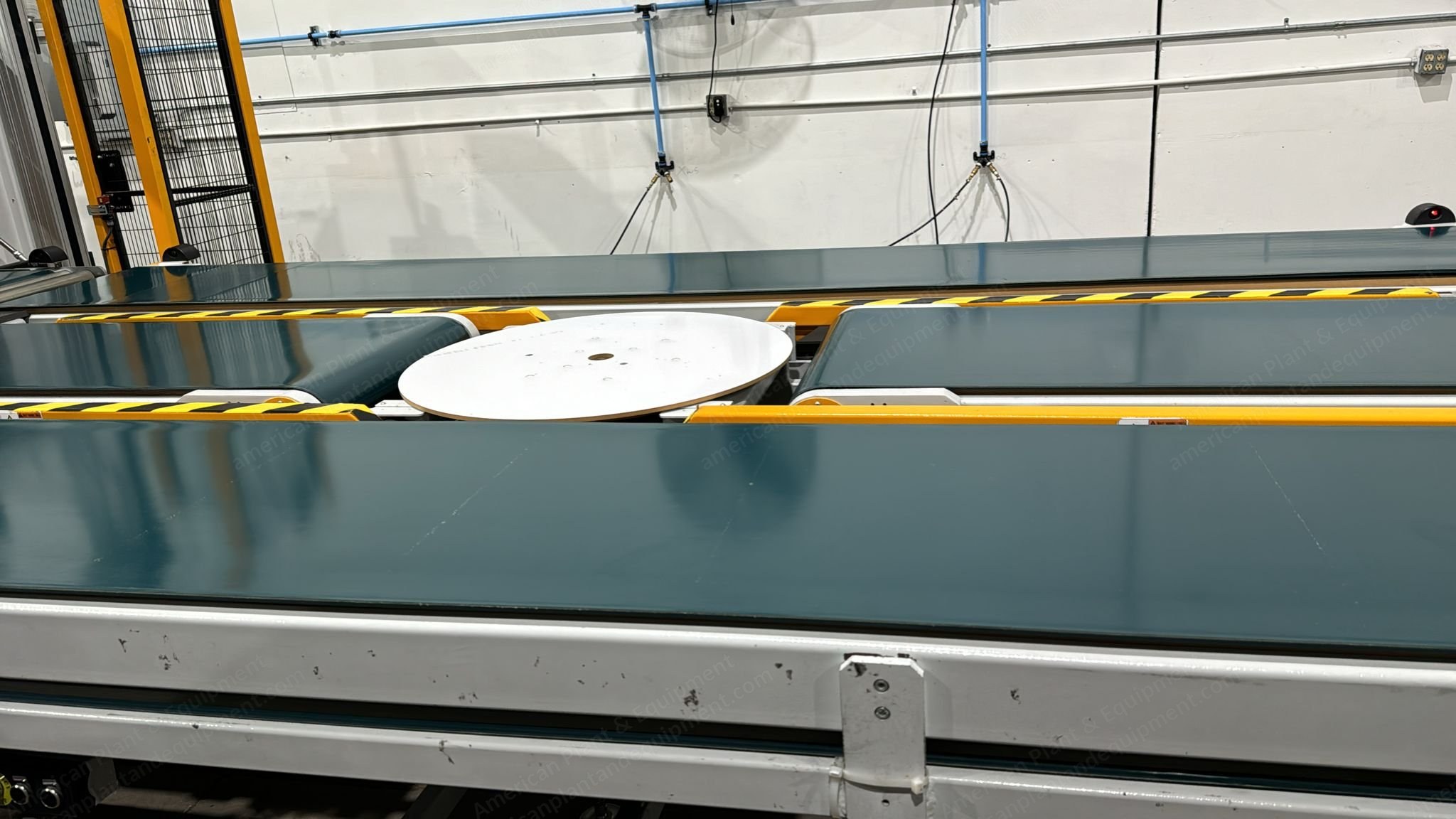 Electrotek, ELTK-LQC-FLIP, 2022, Quality Control Table Conveyor, 87 inch Working Width, with Flipping and Turn Table